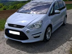 Weiß Gebraucht 2010 Ford S-MAX Titanium S Van / Kleinbus | 10.300 € (Teuer)