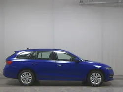 Blau Gebraucht 2021 Skoda Octavia Ambition Kombi | 15.980 € (Superpreis)