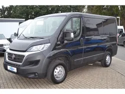 Schwarz Gebraucht 2018 Fiat Ducato Van | 17.980 € (Teuer)