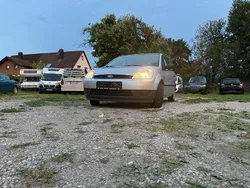 Silber Gebraucht 2004 Ford Fiesta Kleinwagen | 550 € (Superpreis)