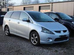 Grau Gebraucht 2005 Mitsubishi Grandis Van / Kleinbus | 1.990 € (Guter Preis)