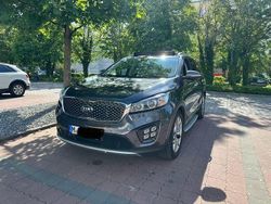 Grau Gebraucht 2017 Kia Sorento Platinum Edition SUV | 18.900 € (Fairer Preis)