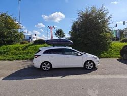 Weiß Gebraucht 2015 Hyundai i30 Trend Kombi | 6.900 € (Guter Preis)