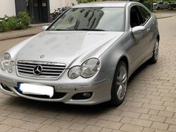 Silber Gebraucht 2006 Mercedes C180 Coupé | 5.250 € (Etwas zu teuer)