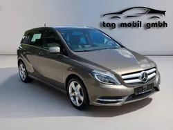 Grau Gebraucht 2012 Mercedes 200 Kombi | 11.735 € (Fairer Preis)