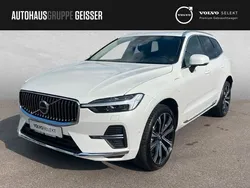 Crystal weiß perleffekt Gebraucht 2024 Volvo XC60 Plus SUV | 53.750 € (Fairer Preis)