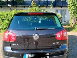 Schwarz Gebraucht 2006 VW Golf V Limousine | 2.800 € (Fairer Preis)