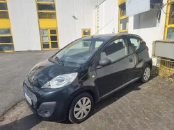 Schwarz Gebraucht 2012 Peugeot 107 Access Kleinwagen | 3.600 € (Fairer Preis)