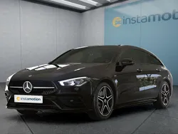 Schwarz Gebraucht 2021 Mercedes CLA250e Limousine | 29.399 € (Fairer Preis)