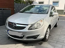 Grau Gebraucht 2010 Opel Corsa Edition Kleinwagen | 3.500 € (Fairer Preis)