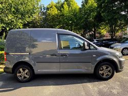 Grau Gebraucht 2012 VW Caddy Van / Kleinbus | 6.199 € (Fairer Preis)