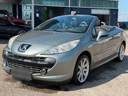 Grau Gebraucht 2008 Peugeot 207 CC Cabrio | 1.600 € (Superpreis)
