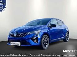Grau Gebraucht 2025 Renault Clio V Techno Limousine | 21.990 € (Teuer)