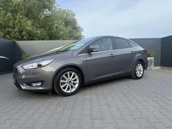 Brisbane braun (met.) Gebraucht 2016 Ford Focus Titanium Limousine | 11.790 € (Fairer Preis)