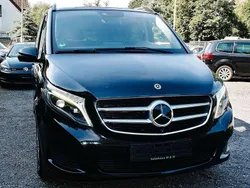 Obsidianschwarz Gebraucht 2017 Mercedes V220 Van / Kleinbus | 34.990 € (Fairer Preis)