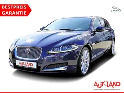 Blau Gebraucht 2015 Jaguar XF Limousine | 18.990 €