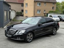 Schwarz Gebraucht 2011 Mercedes E220 Limousine | 9.500 € (Guter Preis)