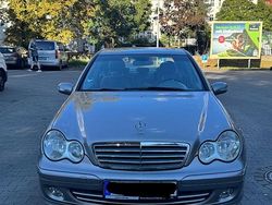 Beige Gebraucht 2004 Mercedes C200 Limousine | 4.999 € (Etwas zu teuer)