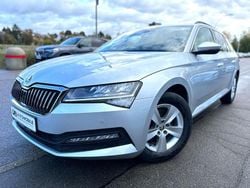 Silber Gebraucht 2022 Skoda Superb Ambition Kombi | 20.299 € (Superpreis)