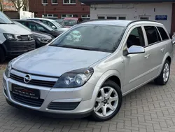Silber Gebraucht 2005 Opel Astra Edition Kombi | 4.999 €