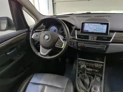 Blau Gebraucht 2022 BMW 216 Gran Tourer Luxury Line Van / Kleinbus | 19.900 € (Fairer Preis)