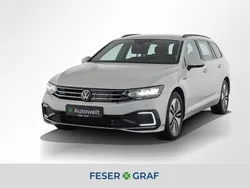 Pure white Gebraucht 2021 VW Passat GTE Kombi | 18.330 € (Guter Preis)