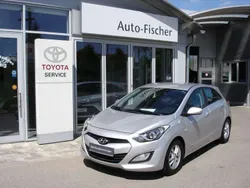 Silber Gebraucht 2014 Hyundai i30 Edition Limousine | 6.950 € (Guter Preis)