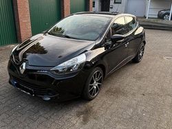 Schwarz Gebraucht 2014 Renault Clio IV Expression Kleinwagen | 6.300 € (Fairer Preis)