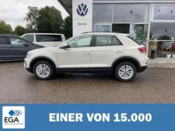 Grau Gebraucht 2024 VW T-Roc Life SUV | 28.940 € (Guter Preis)