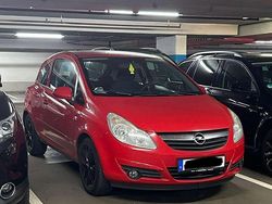 Rot Gebraucht 2007 Opel Corsa Limousine | 1.850 € (Etwas zu teuer)