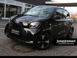 Schwarz Gebraucht 2020 Smart ForFour Electric Drive Passion Limousine | 8.690 € (Fairer Preis)