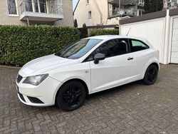 Weiß Gebraucht 2013 Seat Ibiza SC Reference Kleinwagen | 2.990 € (Fairer Preis)