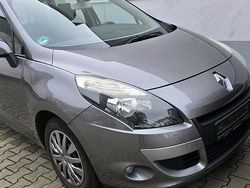 Grau Gebraucht 2012 Renault Scénic III Van / Kleinbus | 1.650 €
