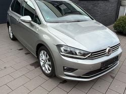 Grau Gebraucht 2017 VW Golf Sportsvan Comfortline Van / Kleinbus | 14.900 € (Superpreis)