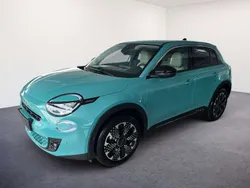 Cielo blau Neu 2024 Fiat 600 La Prima SUV | 27.990 € (Fairer Preis)