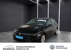 Grenadillschwarz (schwarz) Gebraucht 2024 VW Golf VIII Life Limousine | 21.885 € (Guter Preis)