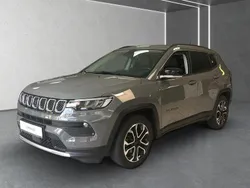 Grau Gebraucht 2022 Jeep Compass Limited SUV | 23.590 € (Fairer Preis)