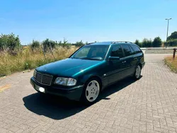 Grün Gebraucht 1997 Mercedes C200 Kombi | 3.300 € (Fairer Preis)