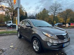 Braun Gebraucht 2011 Kia Sportage SUV | 11.000 €
