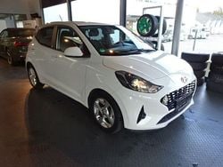 Atlasweiß Gebraucht 2021 Hyundai i10 Edition 30 Kleinwagen | 11.750 € (Fairer Preis)