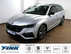 Brilliantsilber metallic Gebraucht 2024 Skoda Octavia RS Kombi | 37.790 € (Guter Preis)