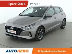 Grau Gebraucht 2023 Hyundai i20 Trend Limousine | 18.820 € (Superpreis)