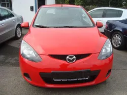 Rot Gebraucht 2009 Mazda 2 Inclusive Limousine | 3.490 € (Fairer Preis)