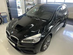 Schwarz Gebraucht 2015 BMW 216 Active Tourer Sport Line Van / Kleinbus | 6.670 € (Fairer Preis)