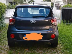 Grau Gebraucht 2019 Hyundai i10 Trend Kleinwagen | 9.500 € (Superpreis)