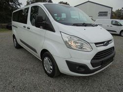Weiß Gebraucht 2018 Ford Transit Custom Trend Kombi | 12.495 € (Etwas zu teuer)