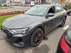 Daytonagrau perleffekt Gebraucht 2022 Audi e-tron Sportback S-Line SUV | 39.755 € (Guter Preis)