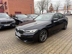 Carbonschwarz Gebraucht 2022 BMW 520 M Sport Limousine | 37.099 €