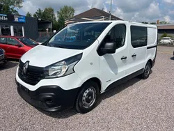 Gletscherweiss Gebraucht 2016 Renault Trafic Komfort Van | 7.800 € (Etwas zu teuer)