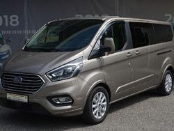 Grau Gebraucht 2019 Ford Tourneo Kombi | 29.500 € (Teuer)